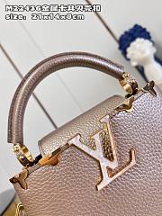 Louis Vuitton Capucines Mini 21 Champagne Gold Leather - 3
