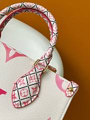 LV OnTheGo PM Pink - 4