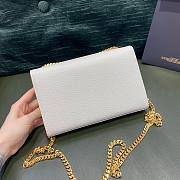 Kate Small White Chain Bag In Grain De Poudre Embossed Leather  - 5