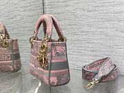 Okify Dior Mini Lady D-Lite Bag Pink And Gray Toile De Jouy Sauvage Embroidery - 4