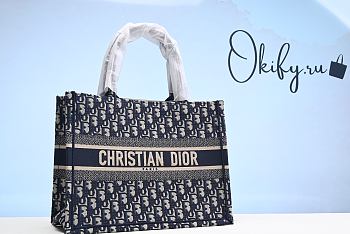 Dior Book Tote 36 Black Dior Oblique Embroidery
