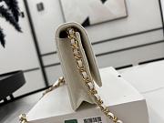 CC Wallet On Chain Pearly Grained Calfskin & Gold-Tone Metal White - 5