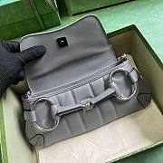 GUCCI Horsebit Chain Small Shoulder Bag Gray Leather - 4
