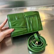 Okify BV Clutches Cassette Leather Green Avocado 19 x 13.5 x 3.5 cm - 4