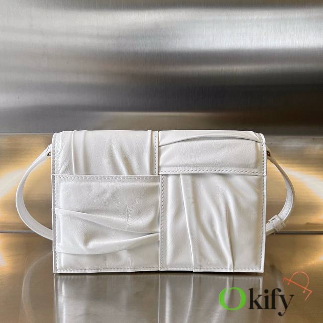 Okify BV Clutches Cassette Leather White 19 x 13.5 x 3.5 cm - 1