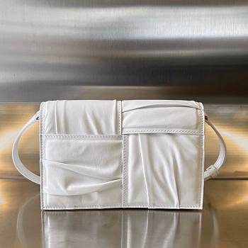 Okify BV Clutches Cassette Leather White 19 x 13.5 x 3.5 cm