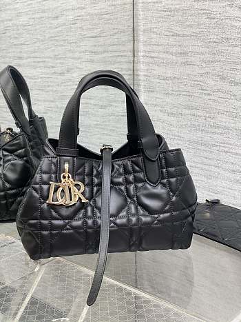 Okify Dior Small Toujours Bag Black Macrocannage Calfskin 23cm