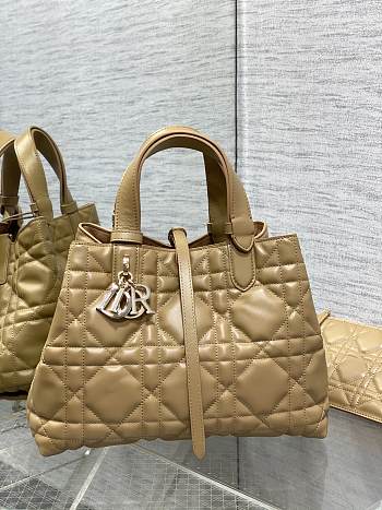 Okify Dior Medium Toujours Bag Brown Macrocannage Calfskin 28.5cm