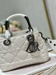 Okify Dior The Lady 95.22 White Silver Hardware 23cm - 3