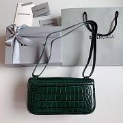 Okify Balenciaga Gossip Small Bag Crocodile Embossed in Green Gold Hardware - 4