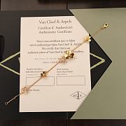 Okify Frivole Bracelet 5 flowers 18K Yellow Gold Diamond VCARP3W400  - 2
