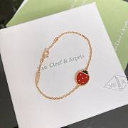 Okify VCA Lucky Spring Bracelet Closed Wings Ladybug Rose Gold - 4