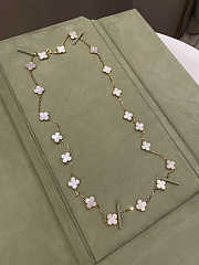 Okify VCA Vintage Alhambra Long Necklace White Mother Of Pearl 20 Motifs Yellow Gold - 1