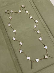 Okify VCA Vintage Alhambra Long Necklace White Mother Of Pearl 20 Motifs Yellow Gold - 6
