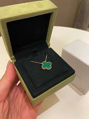 Okify VCA Vintage Alhambra Necklace Malachite Yellow Gold - 5