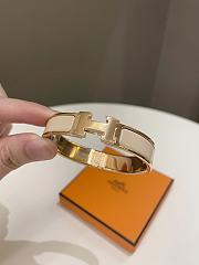 Okify Hermes Clic H Bracelet Beige Nacre - 5