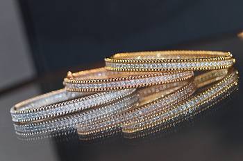 Okify VCA Perlee Diamonds Bracelet 1 Row Medium Model Diamond