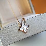Okify LV Color Blossom Star Pendant Necklace Rose Gold White Mother Of Pearl Q93521 - 6
