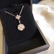 Okify LV Colour Blossom Necklace Pink Gold Pink Mother Of Pearl White Mother Of Pearl and Diamond Q94355 - 5