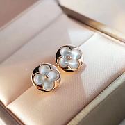 Okify LV Colour Blossom Sun Ear Stud Pink Gold and White Mother Of Pearl  - 3
