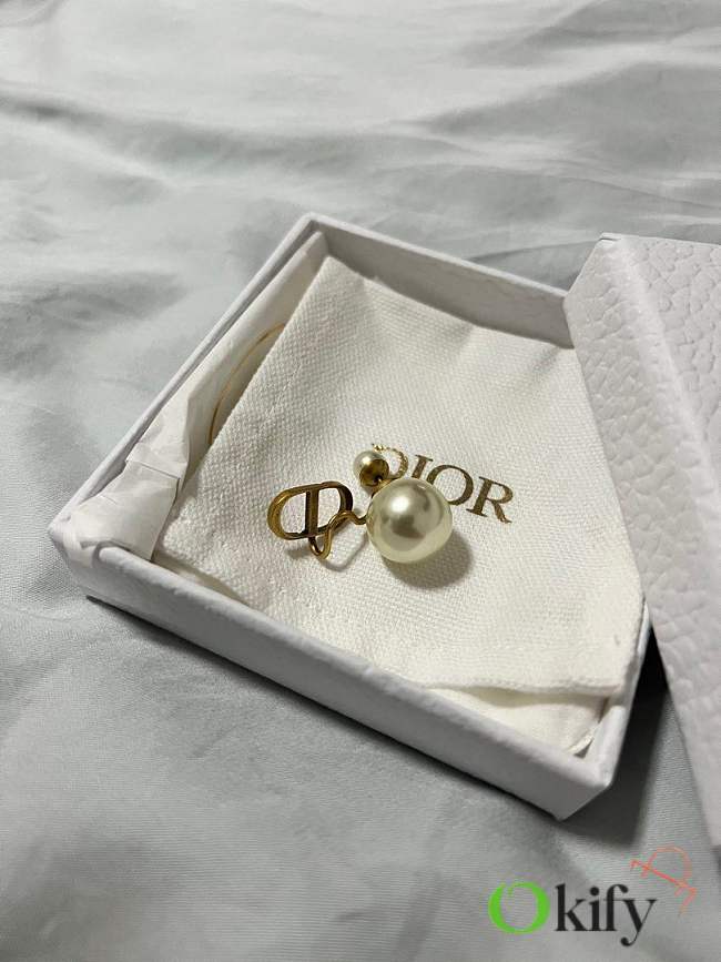 Okify Dior Montage Earrings with Pearl - 1