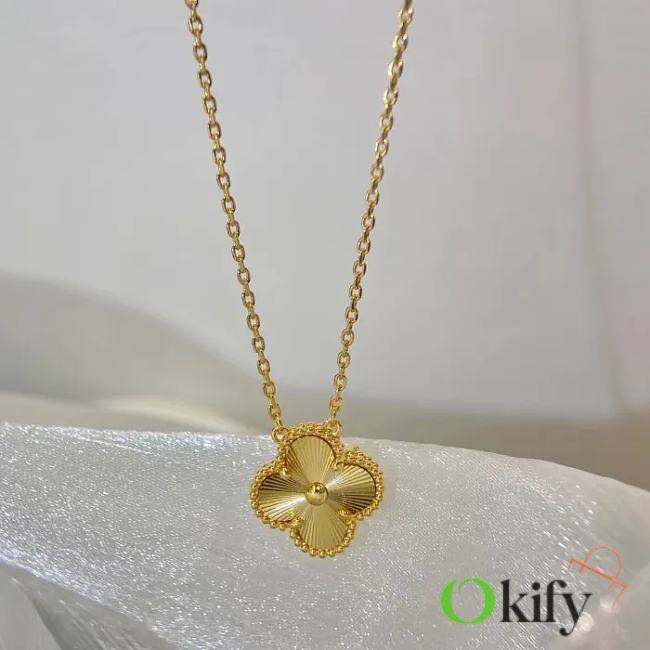 Okify VCA Vintage Alhambra Pendant The Pendant Is Attached To The Necklace’s Chain18k Yellow Gold - 1
