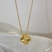 Okify VCA Vintage Alhambra Pendant The Pendant Is Attached To The Necklace’s Chain18k Yellow Gold - 1