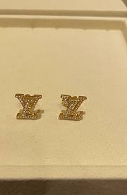 Okify LV Iconic Pearls Earrings M01235 - 3