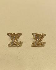 Okify LV Iconic Pearls Earrings M01235 - 1