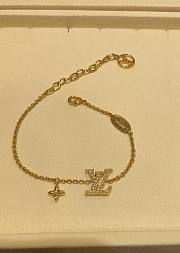 Okify LV Iconic Pearls Bracelet M1086A - 2