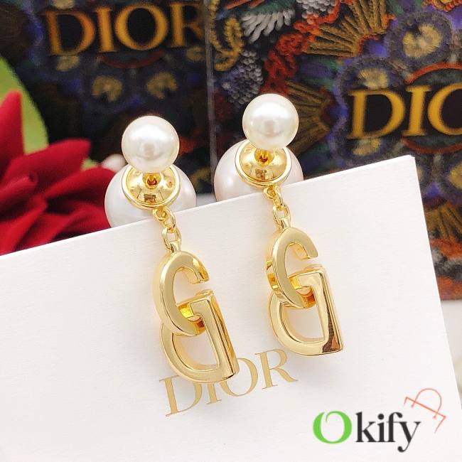 Okify Dior Tribales Earrings Gold Finish Metal and White Resin Pearls - 1
