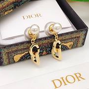 Okify Dior Tribales Earrings Gold Finish Metal and White Resin Pearls - 6