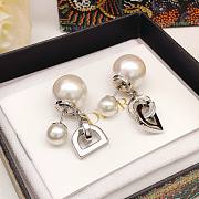 Okify Dior Tribales Earrings Silver Finish Metal and White Resin Pearls - 6