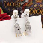 Okify Dior Tribales Earrings Silver Finish Metal and White Resin Pearls - 4