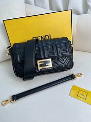 Okify Fendi Baguette Black Leather Bag - 1