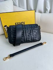 Okify Fendi Baguette Black Leather Bag - 5