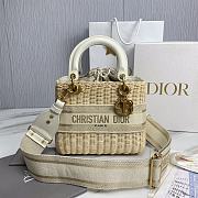Okify Medium Lady Dior Bag Natural Wicker And White Dior Oblique Jacquard - 3