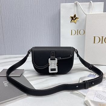 Okify Dior Essentials Saddle Pouch With Strap Black Grained Calfskin