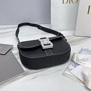 Okify Dior Essentials Saddle Pouch With Strap Black Grained Calfskin - 6