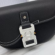 Okify Dior Essentials Saddle Pouch With Strap Black Grained Calfskin - 3