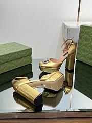 Okify Gucci Platform Pump With Double G Gold Patent Leather - 2