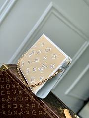 Okify LV Toiletry Pouch On Chain Beige M82521 - 6