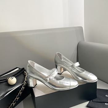 Okify Chanel Leather Sandal Silver 13773