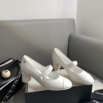 Okify Chanel Leather Sandal White 13772