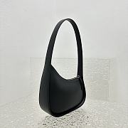 Okify The Row Half Moon Bag in Leather Black - 5