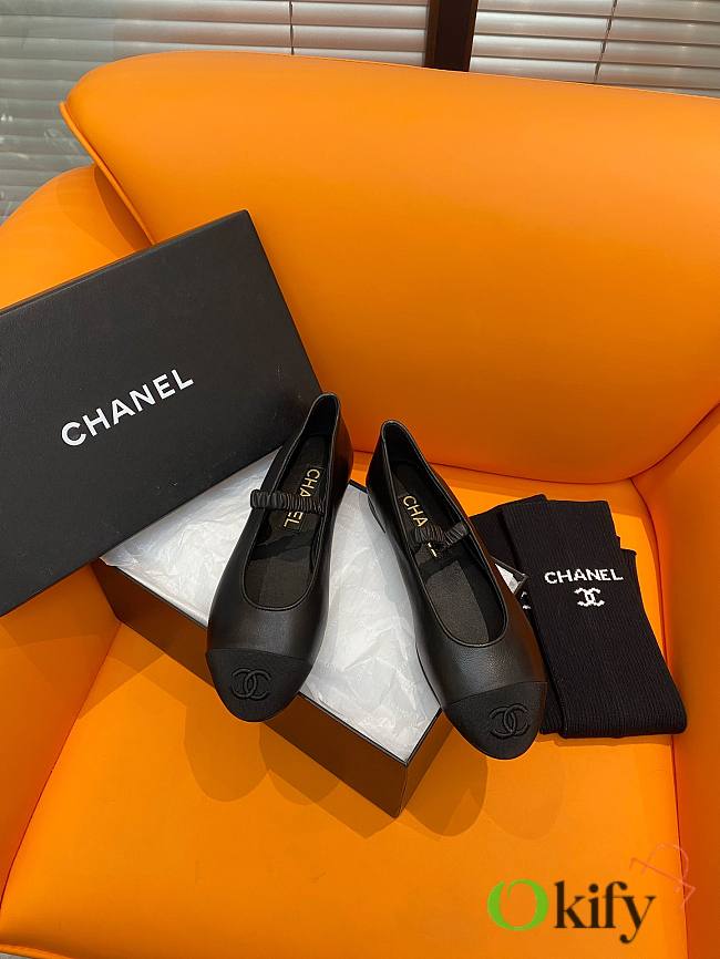 Okify Chanel Leather Flats Black 13846 - 1