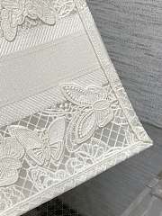 Okify Medium Dior Book Tote White D-Lace Butterfly Embroidery With 3d Macrame Effect - 4