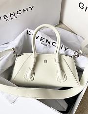 Okify Givenchy Antigona Stretch Mini Bag In Box Leather White - 3