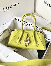 Okify Givenchy Antigona Stretch Mini Bag In Box Leather Neon Green  - 5