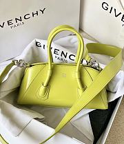 Okify Givenchy Antigona Stretch Mini Bag In Box Leather Neon Green  - 3